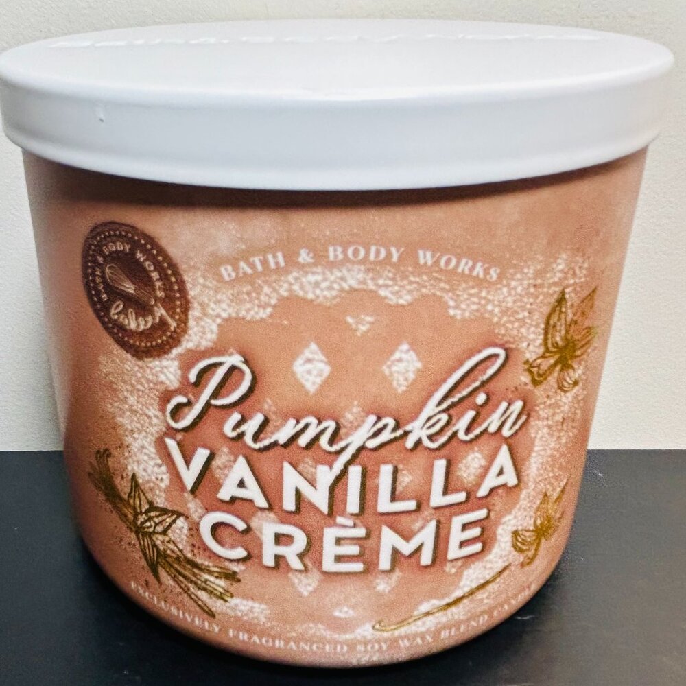 Bath & Body Works Pumpkin Vanilla Creme 3-Wick Candle NEW